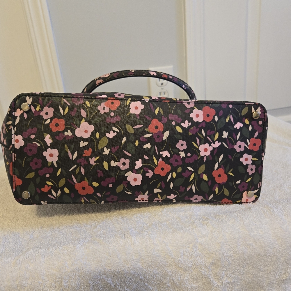 Kate Spade Laural Way Boho Bag - Picture 2 of 4